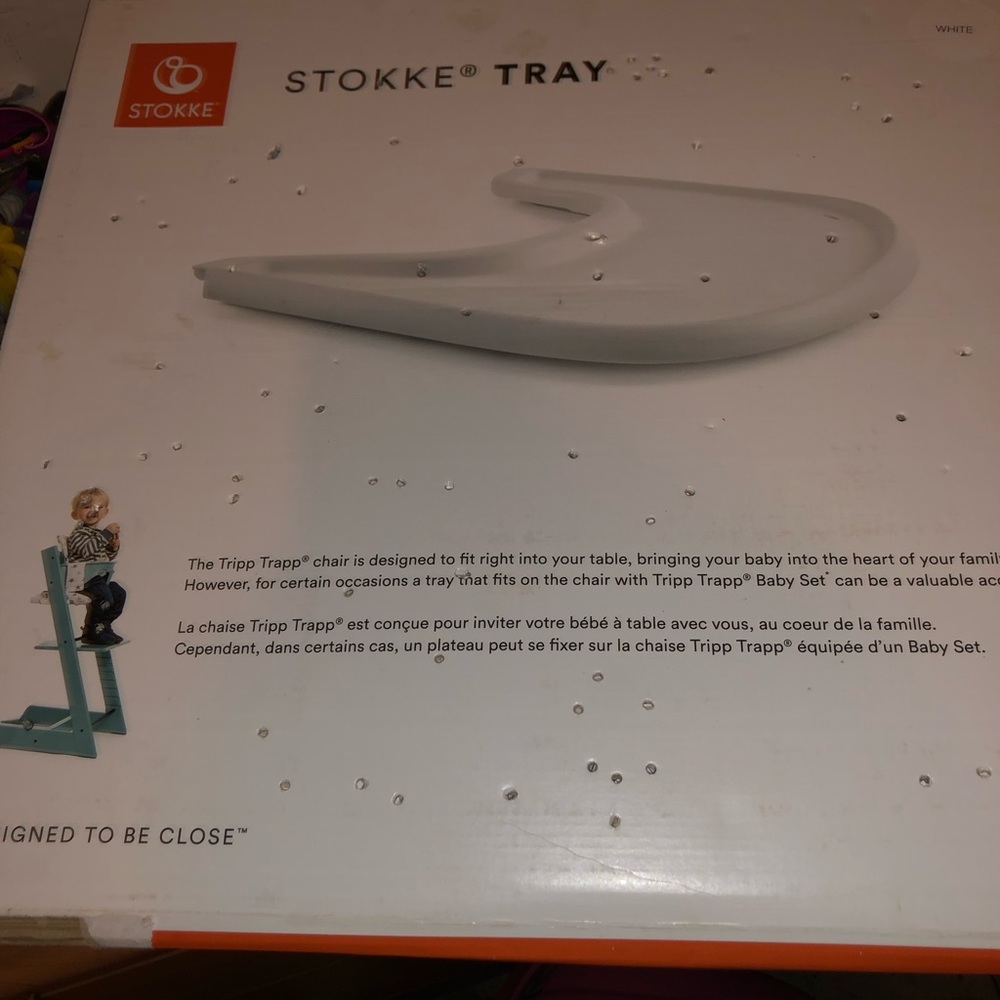 Stokke baby tray and the seat.